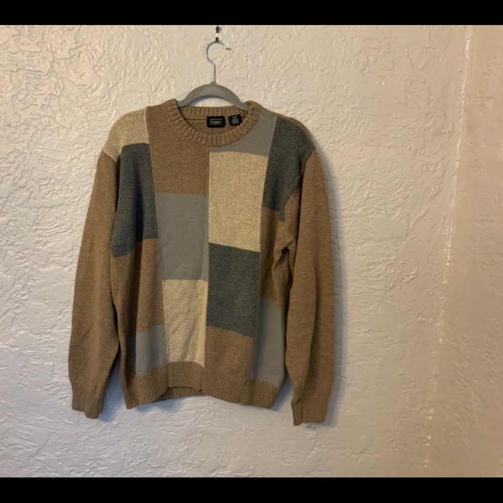Men’s Hagger Beige/Grey Color Block Crewneck Fitted waste